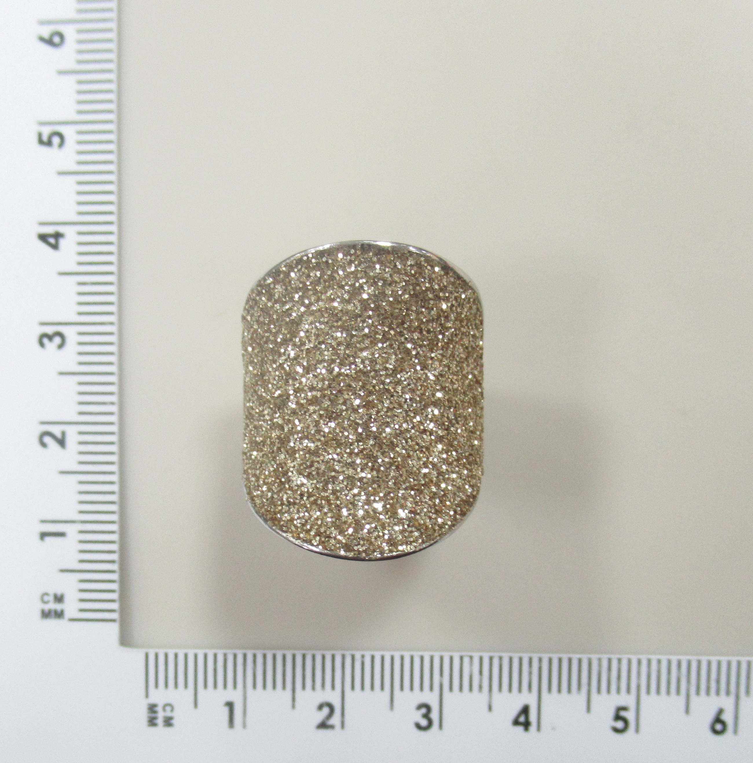 Серебряное кольцо 925 пробы; вставки Глиттер золотой;